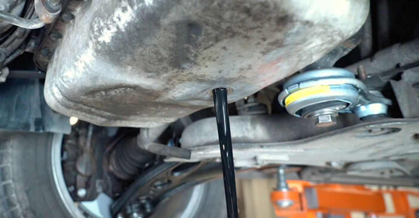 How To Change Engine Oil And Filter On VAUXHALL Movano Mk1 A Combi how-to-change-engine-oil-and-filter-on-vauxhall-movano-mk1-a-combi