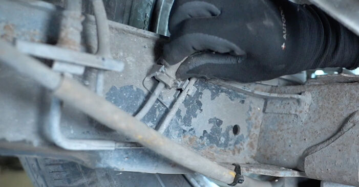 Wie VAUXHALL VIVARO 2.0 16V 2005 ABS Sensor ausbauen - Einfach zu verstehende Anleitungen online