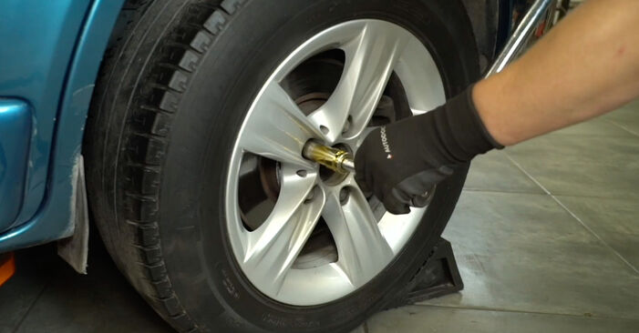 How to change Control Arm on OPEL VIVARO Platform/Chassis (E7) 2001 - free PDF and video manuals