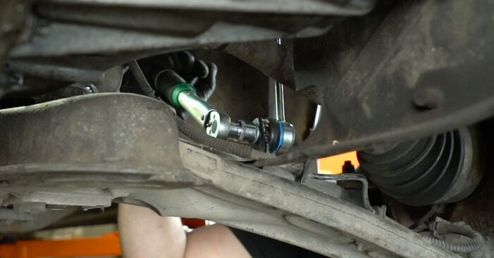 Cuando cambiar Bieletas de Suspensión VAUXHALL VIVARO 2.5 CDTI 2014 por su cuenta