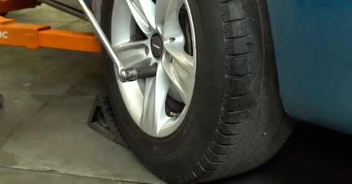 Cómo cambiar Amortiguadores VAUXHALL VIVARO Platform/Chassis 1.6 CDTi 2020 - descargue la guía ilustrada