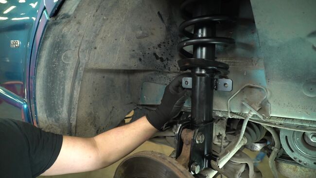 Diagrama Copelas Del Amortiguador VAUXHALL VIVARO Platform/Chassis (E7) 2.0 16V 2003 - consejos y trucos