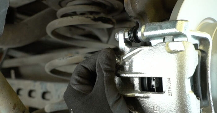 VAUXHALL VIVARO 1.6 CDTi Brake Calipers replacement: online guides and video tutorials