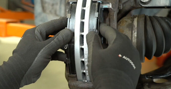 VAUXHALL VIVARO Bremsekaliber Reparationssæt trin-for-trin udskiftnings manual