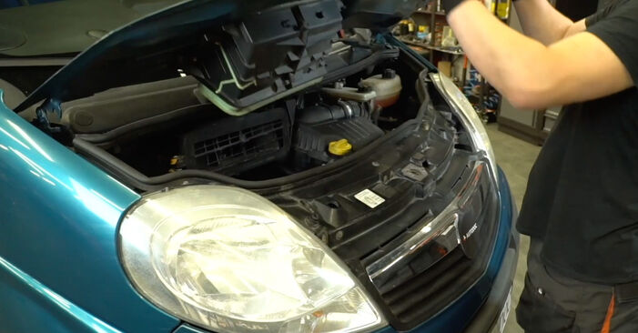 Como trocar Pastilhas De Travão no Opel Vivaro A Combi 2001 - manuais gratuitos em PDF e vídeo