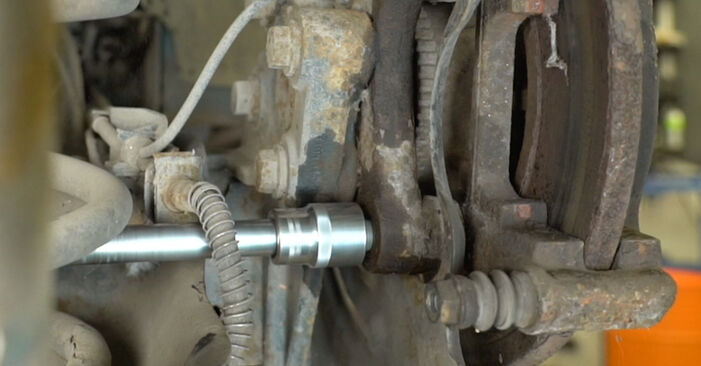 VIVARO Combi (J7) 2.0 16V 2012 1.9 DTI Bremsscheiben - Handbuch zum Wechsel und der Reparatur eigenständig
