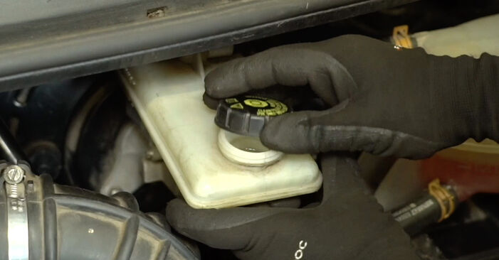 Como trocar Pastilhas De Travão no VAUXHALL VIVARO Combi (J7) 2001 - manuais gratuitos em PDF e vídeo