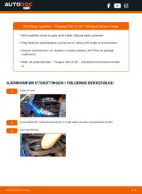 Slik bytter du Kupefilter 1.6 16V (2DNFUF, 2DNFUR) Peugeot 206 cc 2d