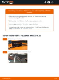 Hvordan man udfører udskiftning af: Viskerblade på 2.0 TDCi Ford Focus DB3
