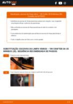 Tutorial passo a passo em PDF sobre a substituição de Escovas do Limpa Vidros no VW CRAFTER 30-35 Bus (2E_)