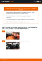 PDF manuale di sostituzione: Spazzole tergicristallo FIAT Freemont (345_) posteriore e anteriore