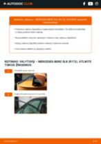 Kaip pakeisti gale ir priekyje Stiklo valytuvai MERCEDES-BENZ SLK (R172) - instrukcijos internetinės