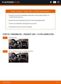 Så byter du Torkarblad på 1.4 HDi Peugeot 208 1