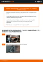 Jak mogę wymienić produkt Filtr klimatyzacji w moim samochodzie Camry VI Sedan (_V4_) 2.4 Hybrid (AHV40_)? Poradniki krok po kroku