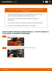 Sostituzione di Tergicristalli Toyota Auris e15 1.4 D-4D (NDE150_)