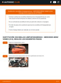 Cómo sustitución de Escobillas de Limpiaparabrisas 1.7 CDI (414.700) Mercedes W414