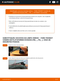 Como realizar a substituição de Escovas do Limpa Vidros 2.0 TDCi FORD TRANSIT Platform/Chassis (FM_ _, FN_ _)