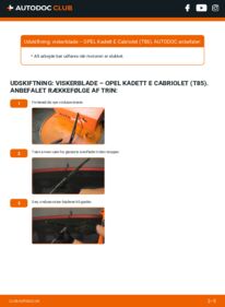 Hvordan man udfører udskiftning af: Viskerblade på 2.0 i Cat Opel Kadett E Cabriolet